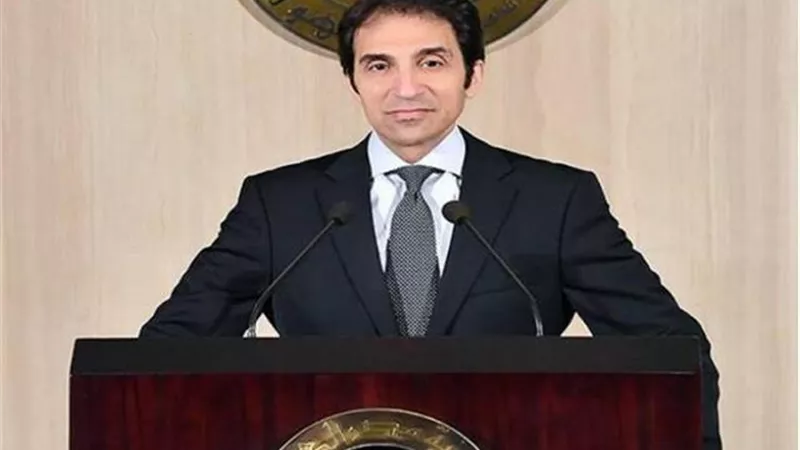 لماذا لم تلجأ مصر للإغلاق الكامل لمواجهة كورونا؟.. متحدث الرئاسة يجيب