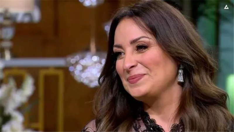 ”عايزة راجل”.. نرمين الفقي تكشف سر رفضها للزواج