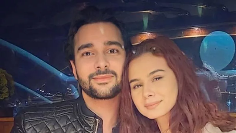 ”مكتبتش قايمة عشان أعوره”.. تعليق صادم من منة عرفة بعد اكتشاف ”ضرتها”