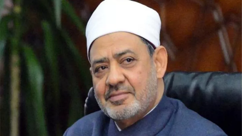 شاهد..كيف دعا شيخ الأزهر لرفع البلاء عن العالم بسبب كورونا؟