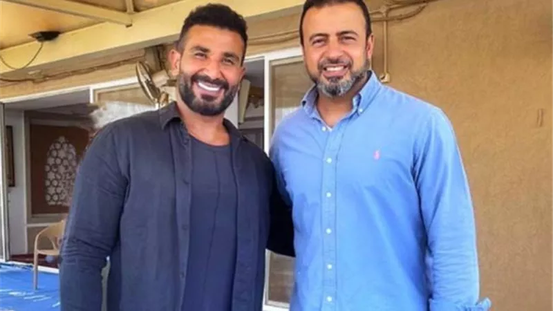 أحمد سعد يتعرض لانتقادات بسبب صورته مع الداعية مصطفى حسنى