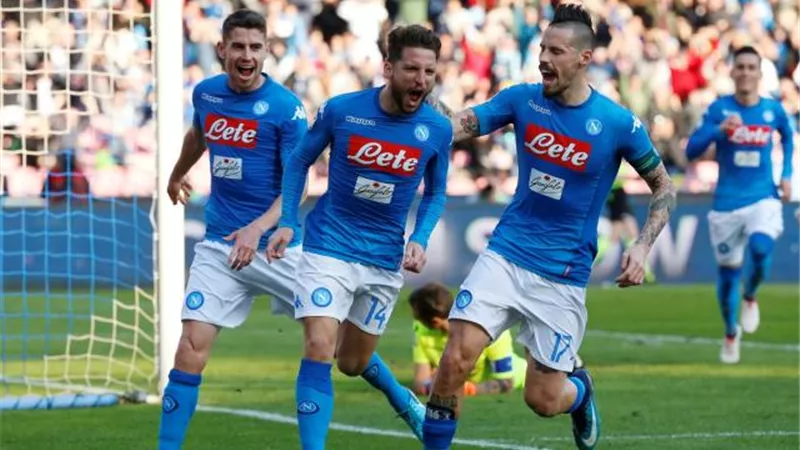 نابولي يتأهل لنهائى كأس إيطاليا