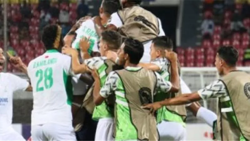 الرجاء المغربى بطلا لكأس الكونفدرالية بالفوز على شبيبة القبائل 2-1