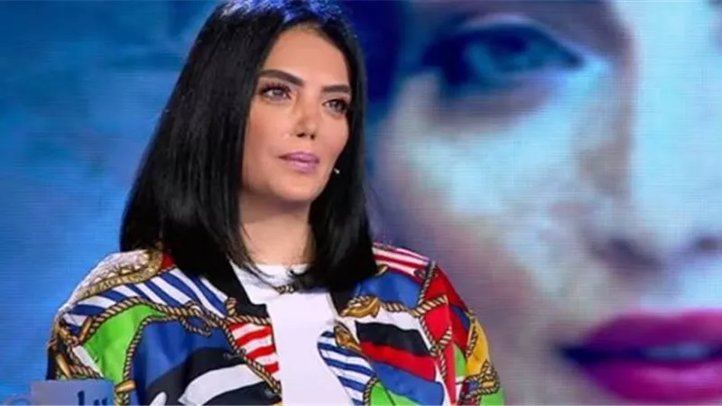 حورية فرغلي تعلن عن تبنيها طفلين والثالث والدته هربت به