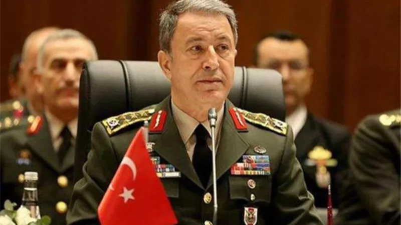 وزير الدفاع التركي يشن هجوما حادا على اليونان
