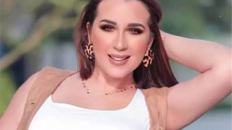 أسما شريف منير تلفت النظر بنحافتها في أحدث ظهور لها