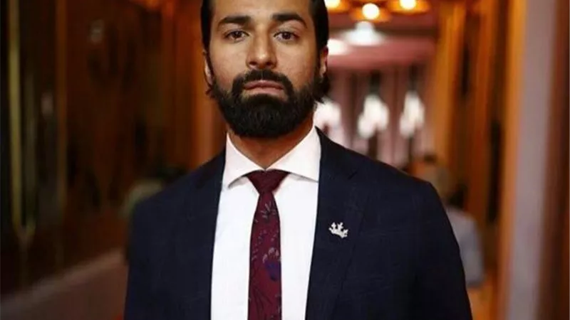 بالصورة.. ننشر تفاصيل دور أحمد حاتم في فيلم ”الغسالة”