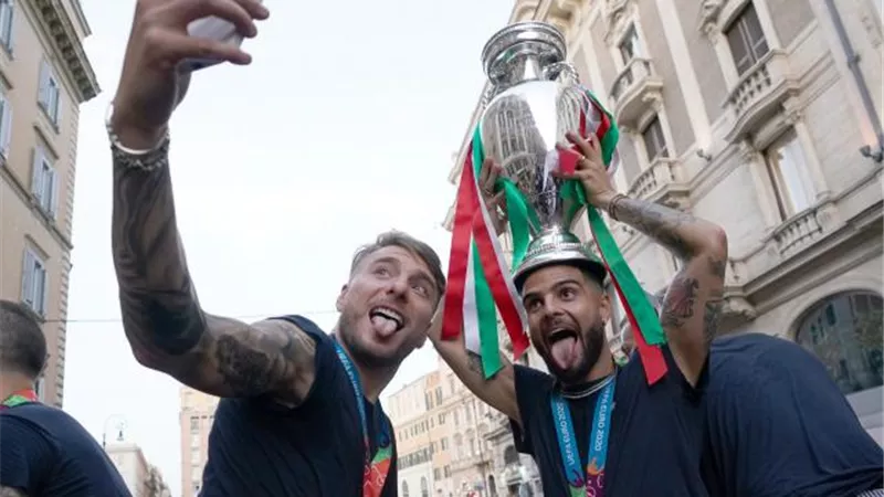 التشكيلة المثالية ليورو 2020 تضم خمسة لاعبين من المنتخب الإيطالي