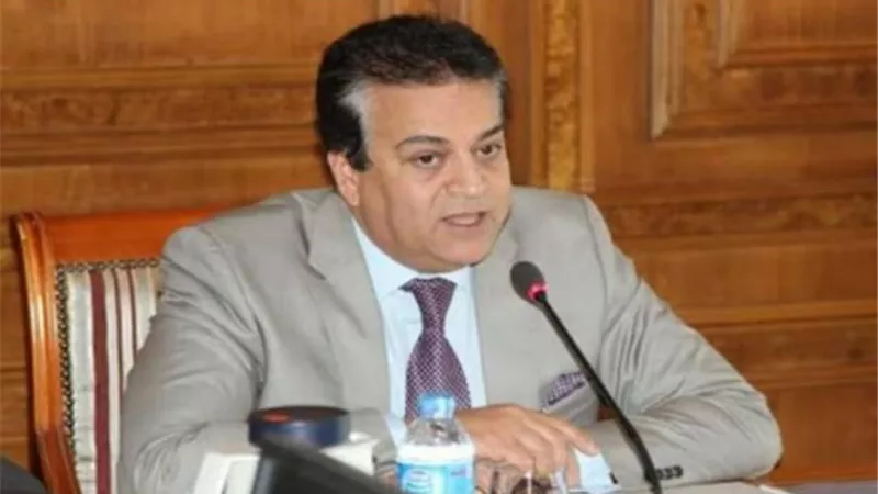 وزير التعليم العالى يعلن تعيين عمداء جدد بالجامعات