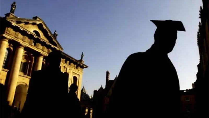 من بينها الأزهر .. تعرف على أقدم 10 جامعات فى العالم وأبرز خريجيها