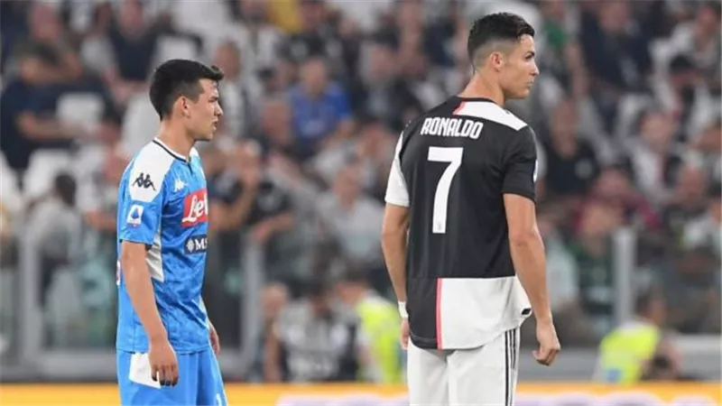 الموجز يذيع مباراة نهائي كأس إيطاليا بين اليوفنتوس ونابولي