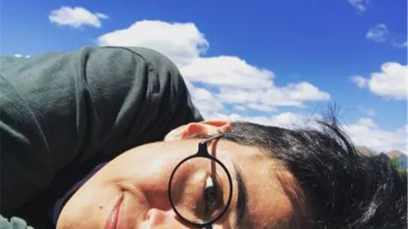 لا يجوز الترحم عليها ..عبدالله رشدي يعلق على وفاة سارة حجازي
