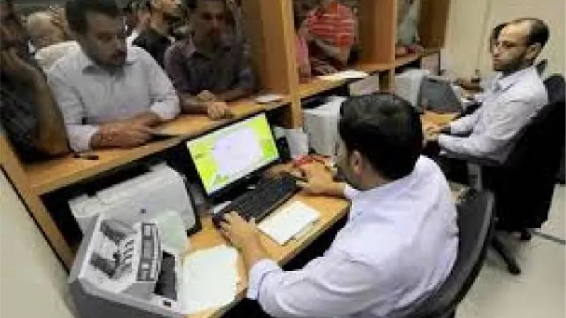 بعد شائعة إيقاف صرف الرواتب .. كل ما تريد معرفته عن الإجازات المرضية لموظفى الدولة