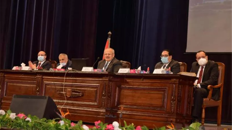 تفاصيل آخر اجتماع لمجلس جامعة القاهرة فى 2020