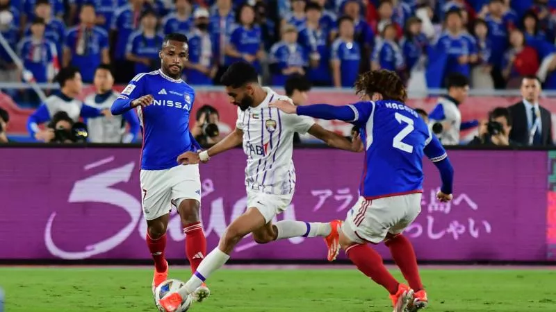 يوكوهاما الياباني يخطف فوزًا مثيرًا من العين في ذهاب نهائي دوري أبطال أسيا