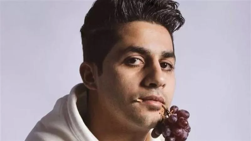 مستغلين للتريند.. كيف دعم عنبة صديقه عصام صاصا بعد أزمته الأخيرة؟