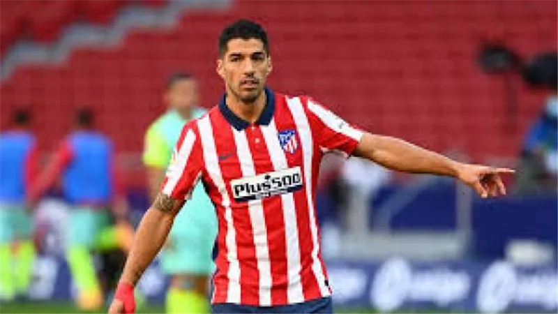 سواريز يقود هجوم أتلتكو مدريد ضد خيتافي بالليجا