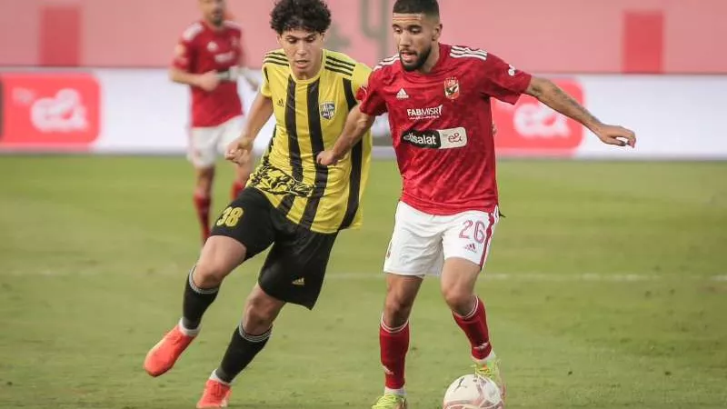 مصدر يكشف عن رحيل أحمد القندوسي إلى الأندية السعودية في الصيف المقبل