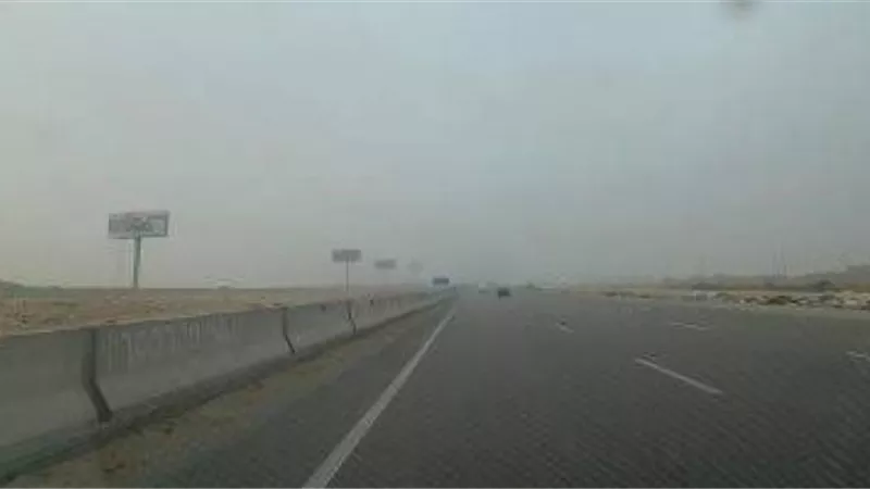 إغلاق طريق السويس الصحراوي بسبب الشبورة
