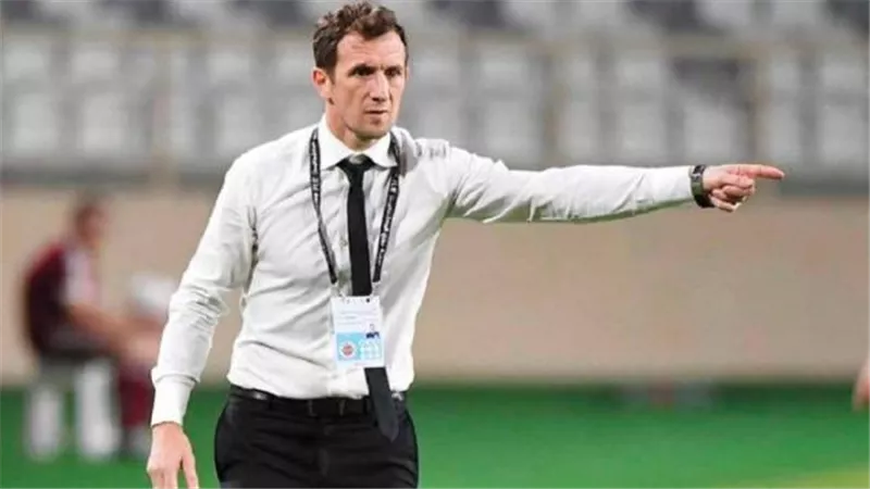 أروابارينا يعلق على خطأ إكرامي أمام الإنتاج.. ويحمل نفسه مسؤلية الأداء السيء