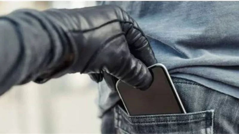 حيل ضرورية لحماية هاتفك من السرقة .. خد بالك