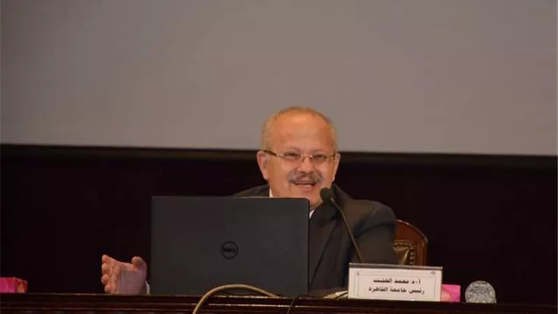 بالأرقام .. جامعة القاهرة تنظم 46 قافلة طبية وبيطرية وزراعية .. وتدريب 340 فردا بورش الكليات