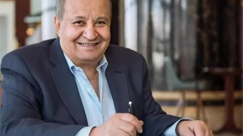 رحل عيون مصر.. نجل عادل إمام ينعي وحيد حامد بكلمات مؤثرة