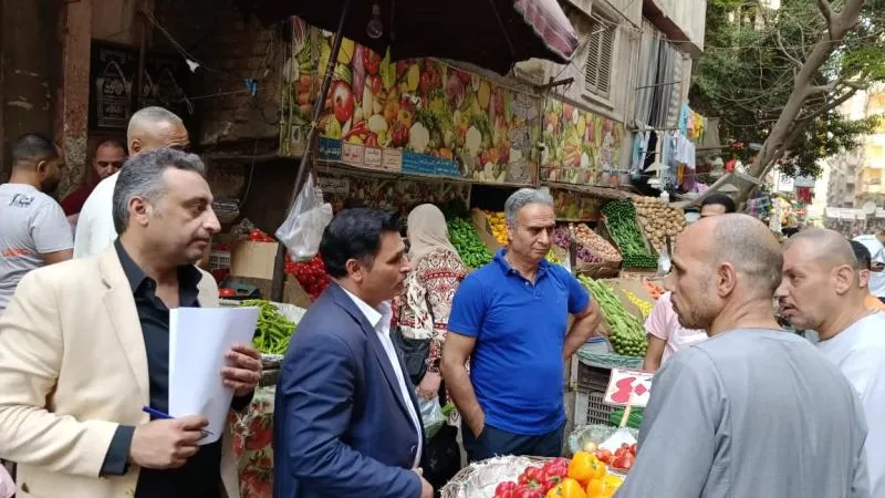 رئيس حماية المستهلك  يقود حملات رقابية  موسعة بشارعي فيصل والهرم وترسا بنطاق محافظة الجيزة