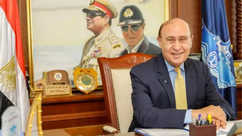لماذا أهدي الفريق إيهاب مميش جائزة محمد ربيع إلي الرئيس السيسي ؟