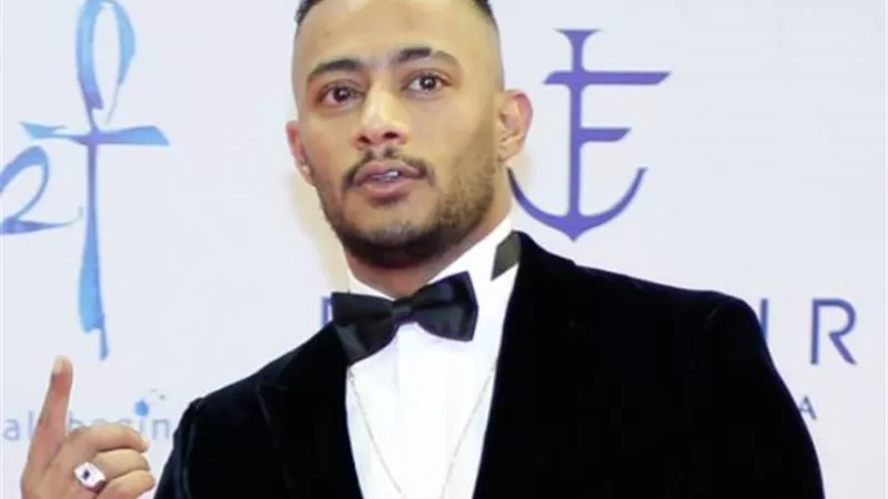 شاهد.. محمد رمضان يحتفل بعودته لمصر على أغنية ”رمضان جانا”