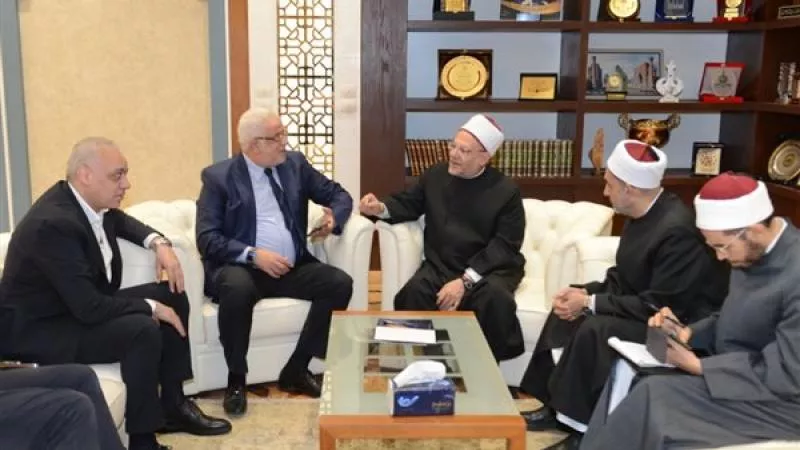 مفتي الجمهورية يوضح أمر هام ضمن شروط الاستطاعة في الحج