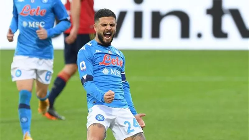 نابولي يقسو على كالياري برباعية.. ولاتسيو يتعادل أمام جنوى بالدوري الإيطالي