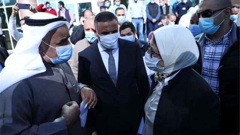 وزيرة الصحة تتفقد مركز القطامية الطبي لتلقي لقاح كورونا