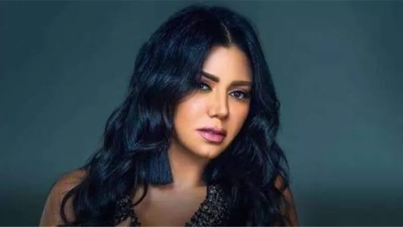 رانيا يوسف تُبرر تصريحاتها المثيرة :جاوبت على المذيع حتى لا تحدث أزمة بين مصر والعراق