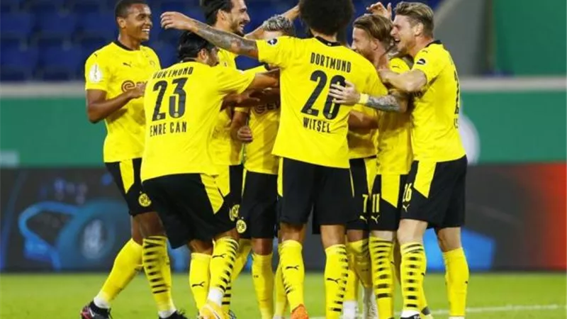 الرئيس التنفيذي لبوروسيا دورتموند: إقامة المباريات بدون جماهير أصبحت محبطة