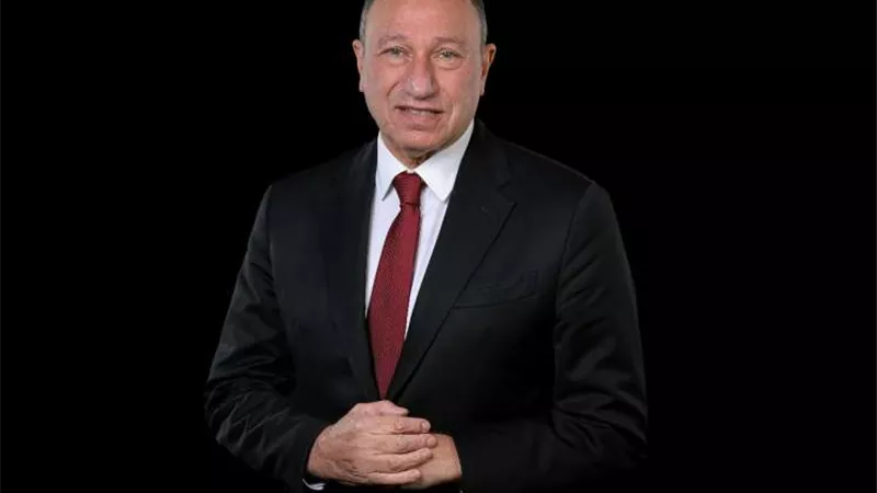 الخطيب يترأس وفد الأهلي لاستقبال بعثة الترجي في مطار القاهرة