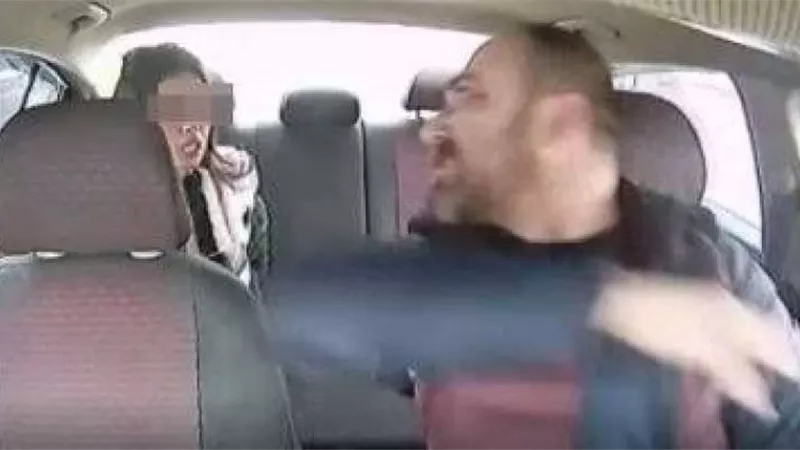 سائق تطبيق نقل ذكي يتحرش بـ فتاة الهرم