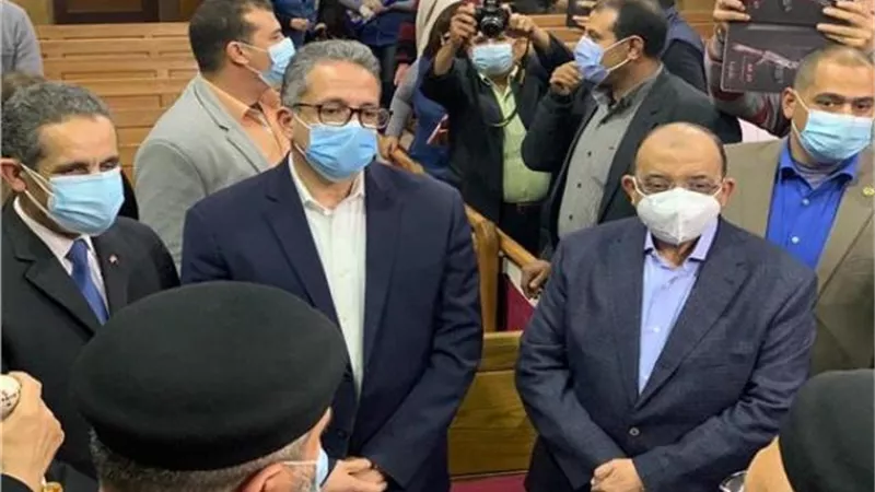 بالتفاصيل.. «العناني وشعراوي» يفتتحان أعمال تطوير نقطة مسار العائلة المقدسة