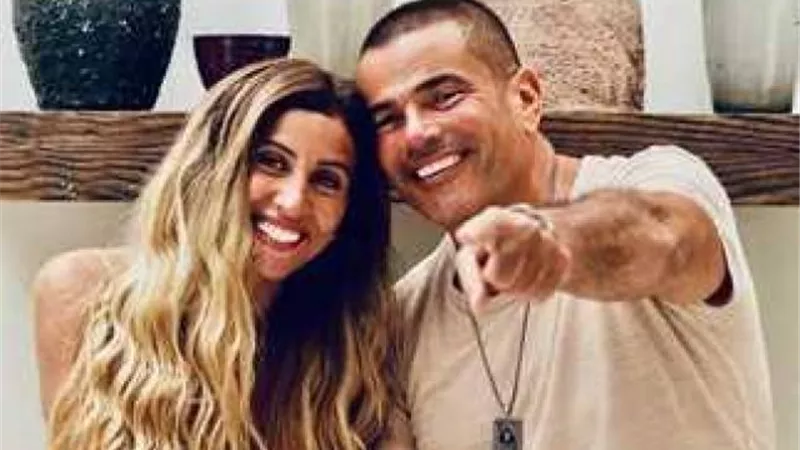 دينا الشربيني كانت السبب.. عمرو دياب يعود لحضن أبنائه ويتابع حساباتهم