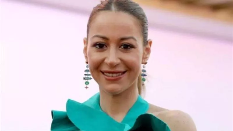 منة شلبي في الحبس.. القصة الكاملة لقضية الفنانة واتهامها بحيازة وتعاطي المخدرات