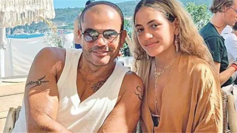 كنزي نجلة الهضبة تلفت الأنظار بصورة مع الجمل