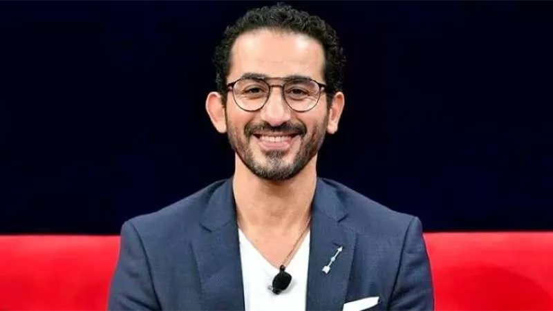 أحمد حلمي يكشف عن موعد عرض مسرحيته الجديدة ”ميمو” في مصر