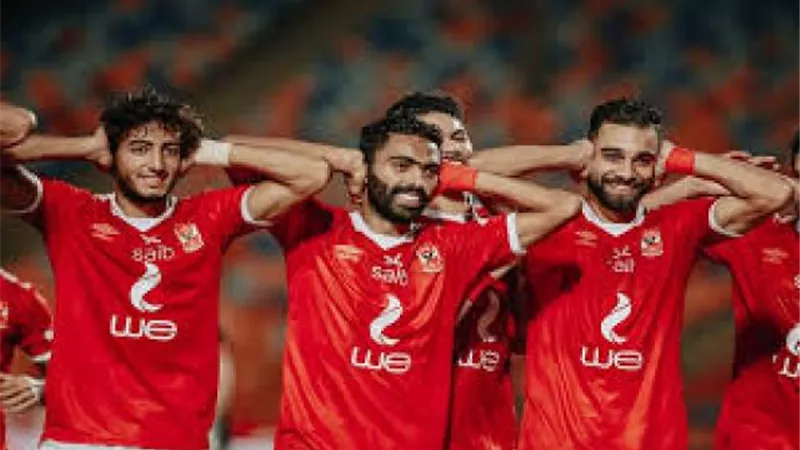 عاجل.. نجم الأهلي يعلن التعافي من كورونا
