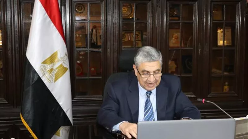 «الكهرباء» ترصد 555 مليون جنيه لتطوير شبكة الكهرباء بشمال سيناء