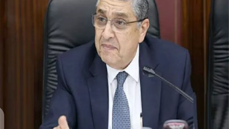 وداعا لمشاكل الكهرباء المتكررة.. تعرف على منافذ تلقى شكاوى المواطنين