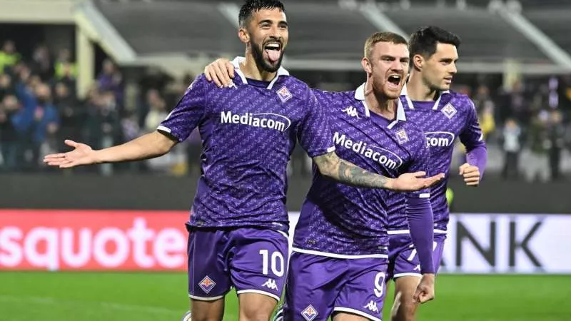 موعد مباراة فيورنتينا وأولمبياكوس في نهائي دوري المؤتمر الأوروبي
