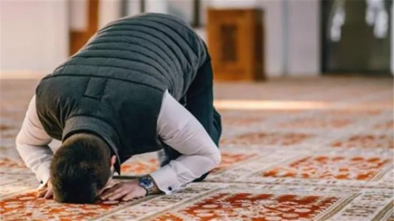 تعرف على مواقيت الصلاة اليوم الأحد بعدد من محافظات مصر