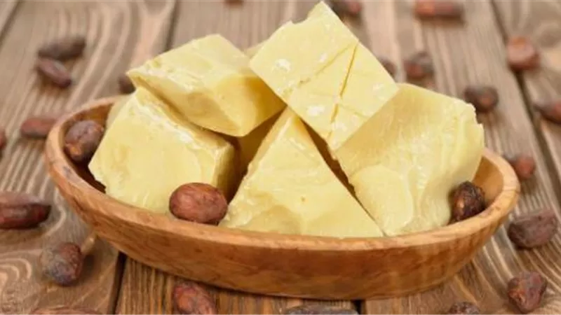 بديل للبروتين والكولاجين.. ماذا تعرفين عن زبدة الكاكاو؟