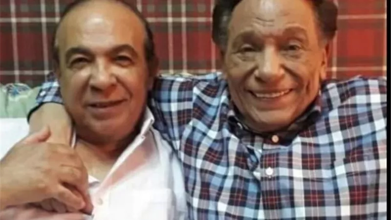 هذا ما قاله الزعيم عادل إمام بعد رحيل أحد أبطال ”مدرسة المشاغبين”