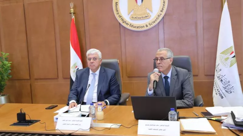 وزير التعليم العالي: نسعى للتوسع في الشراكات الدولية للارتقاء بمستوى الجامعات الأهلية